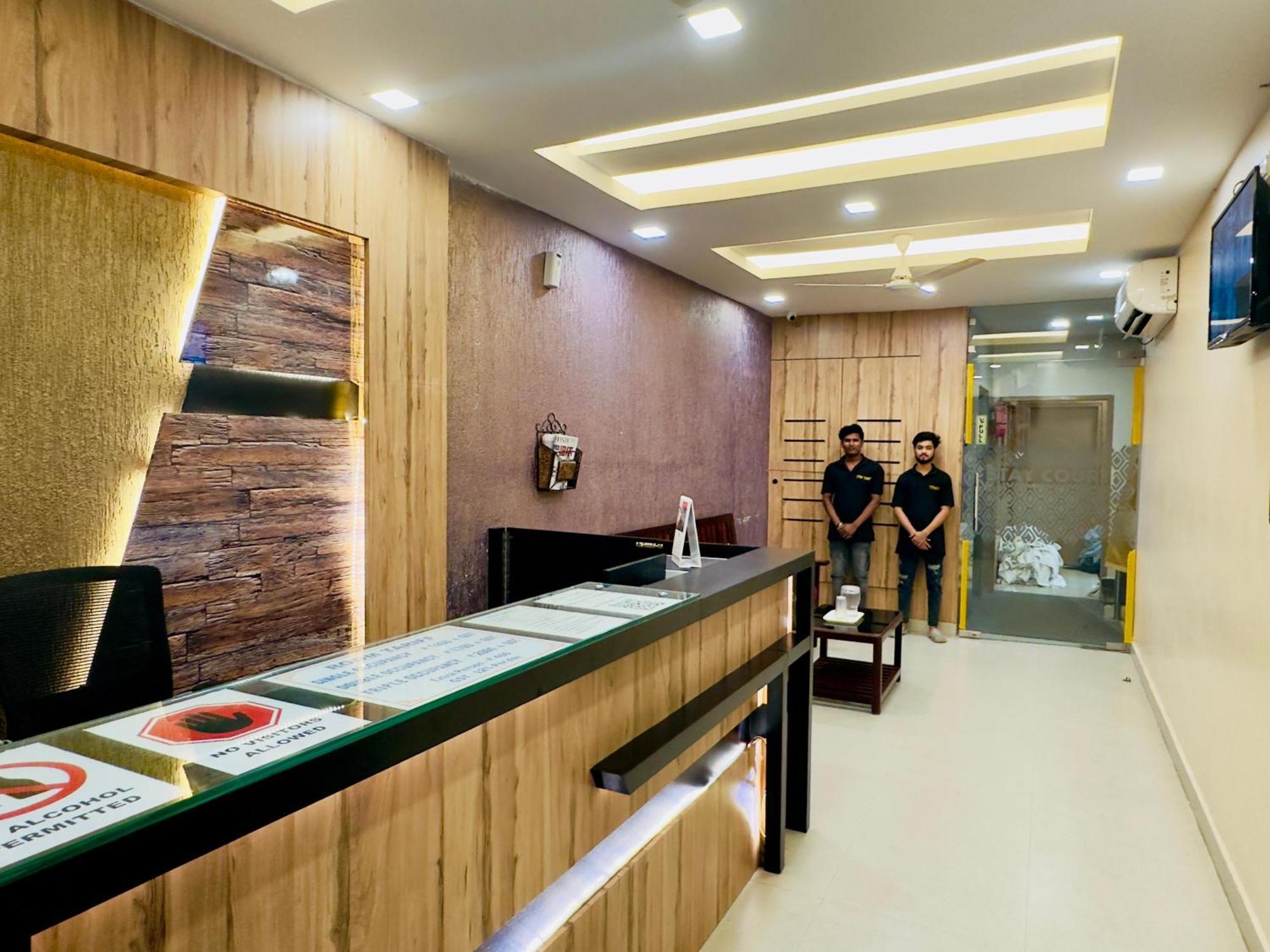 Stay Court - Business Class Hotel - Near Central Railway Station Chennai Ngoại thất bức ảnh